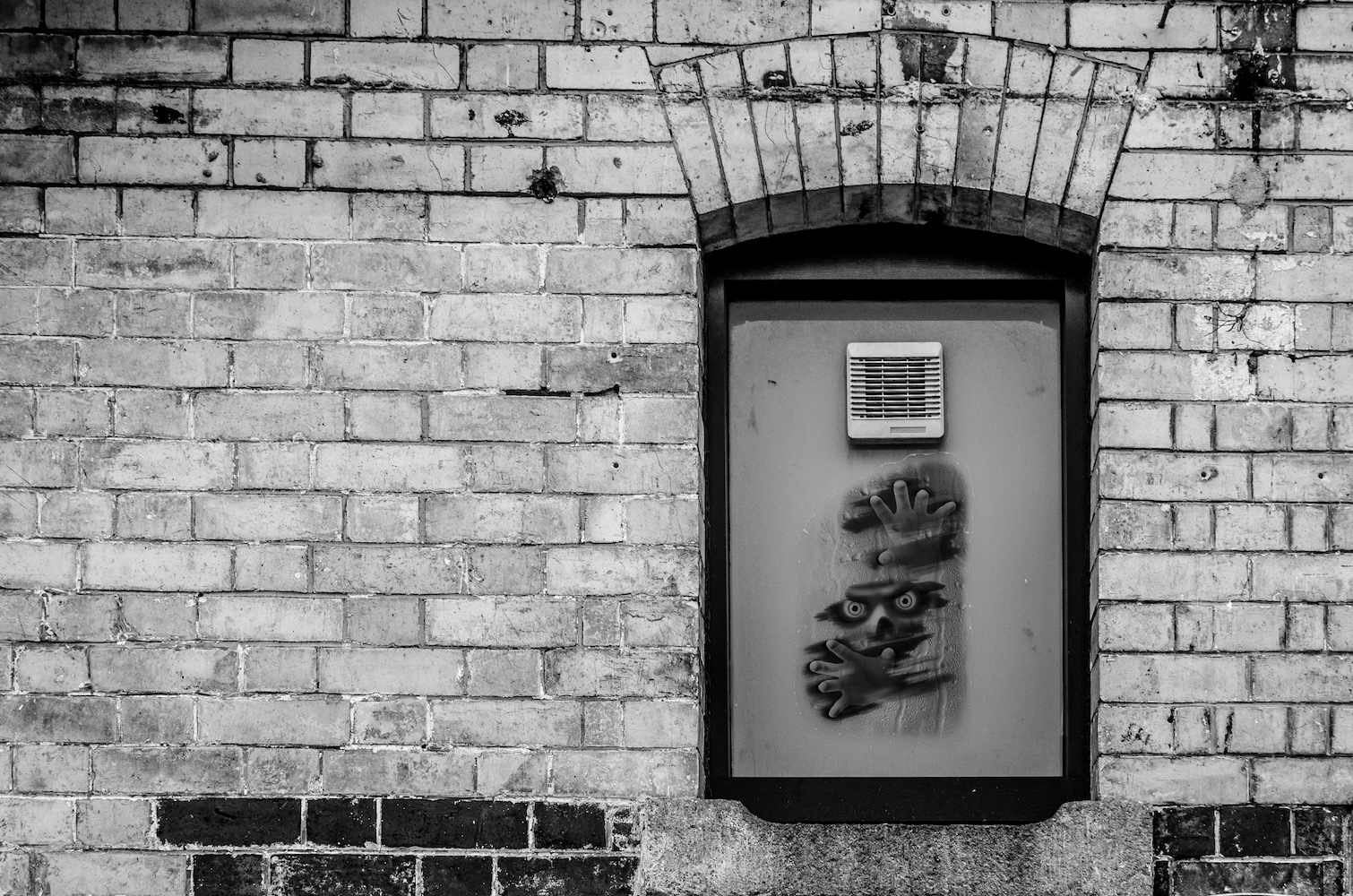 Radu ILIE - Archives [0010;0003]